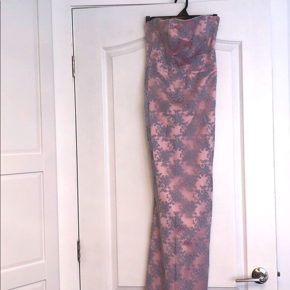 Arti Gogna Gown - Picture 1 of 5